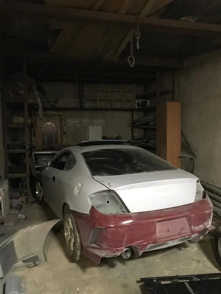 Hyundai Tiburon 2003 2.7 AT - изображение 1
