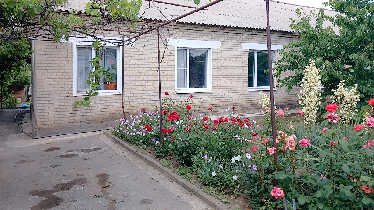 Дом в станице Тацинская - изображение 1