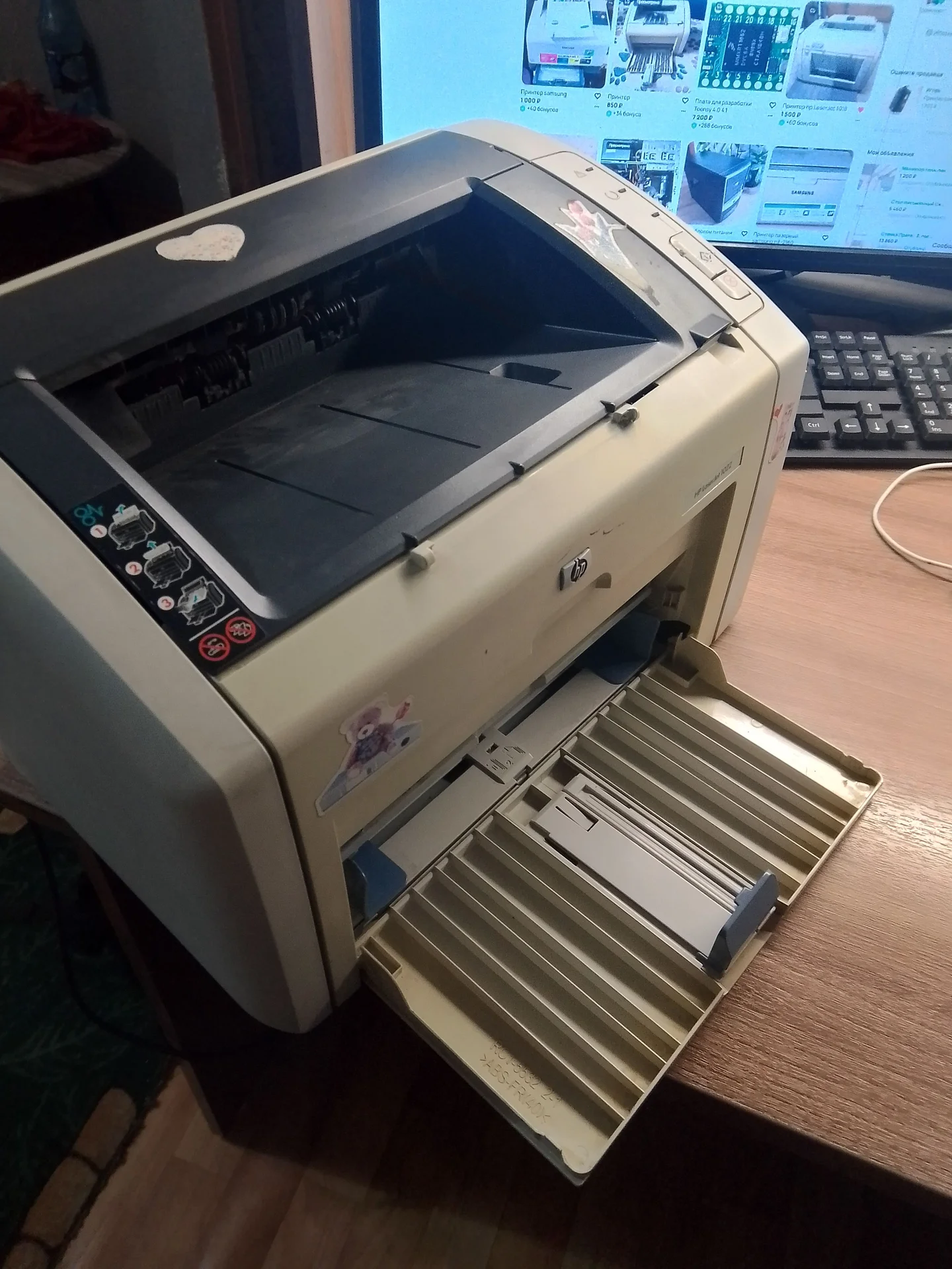 Лазерный принтер Hp 1022 - миниатюра 2