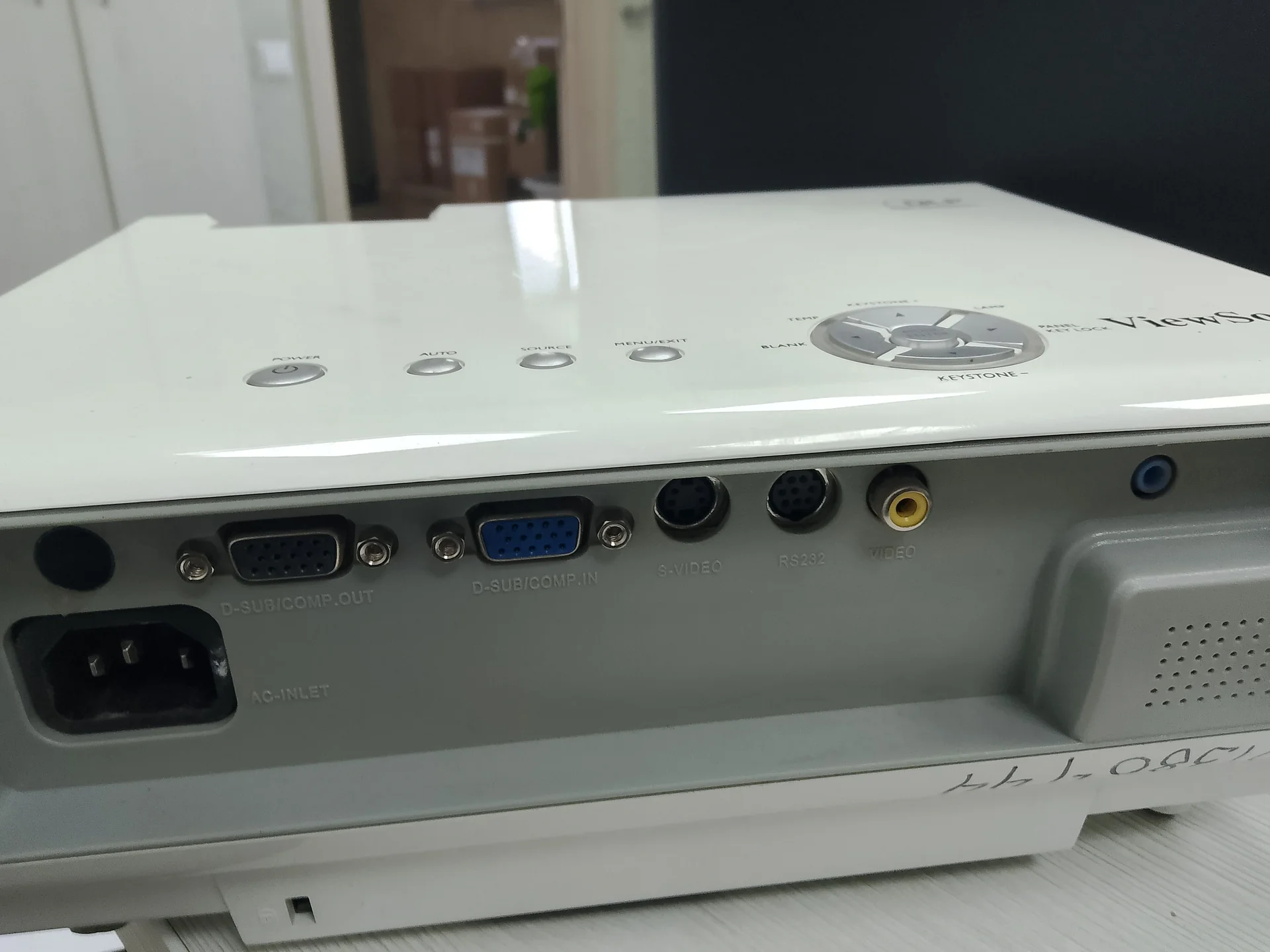 Проектор ViewSonic Pj513d - миниатюра 2