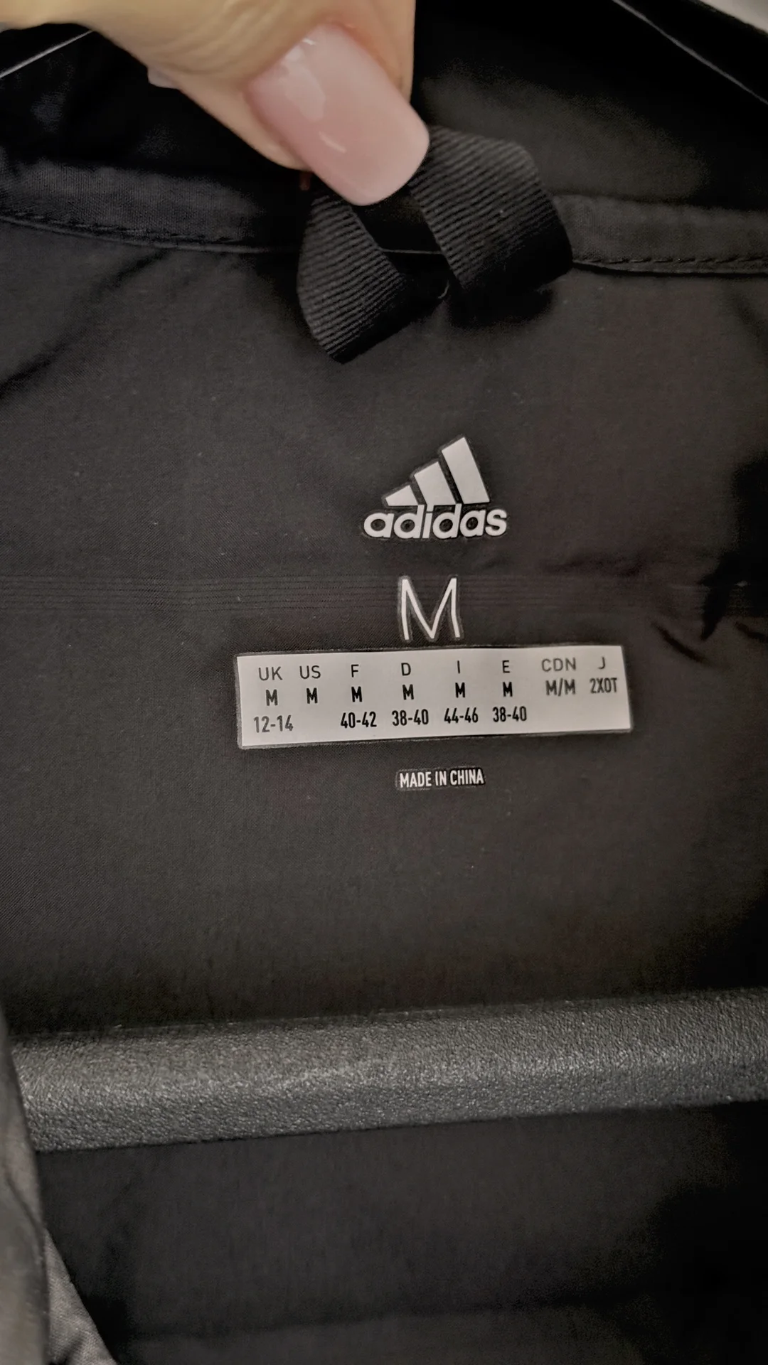 Куртка женская adidas - миниатюра 9