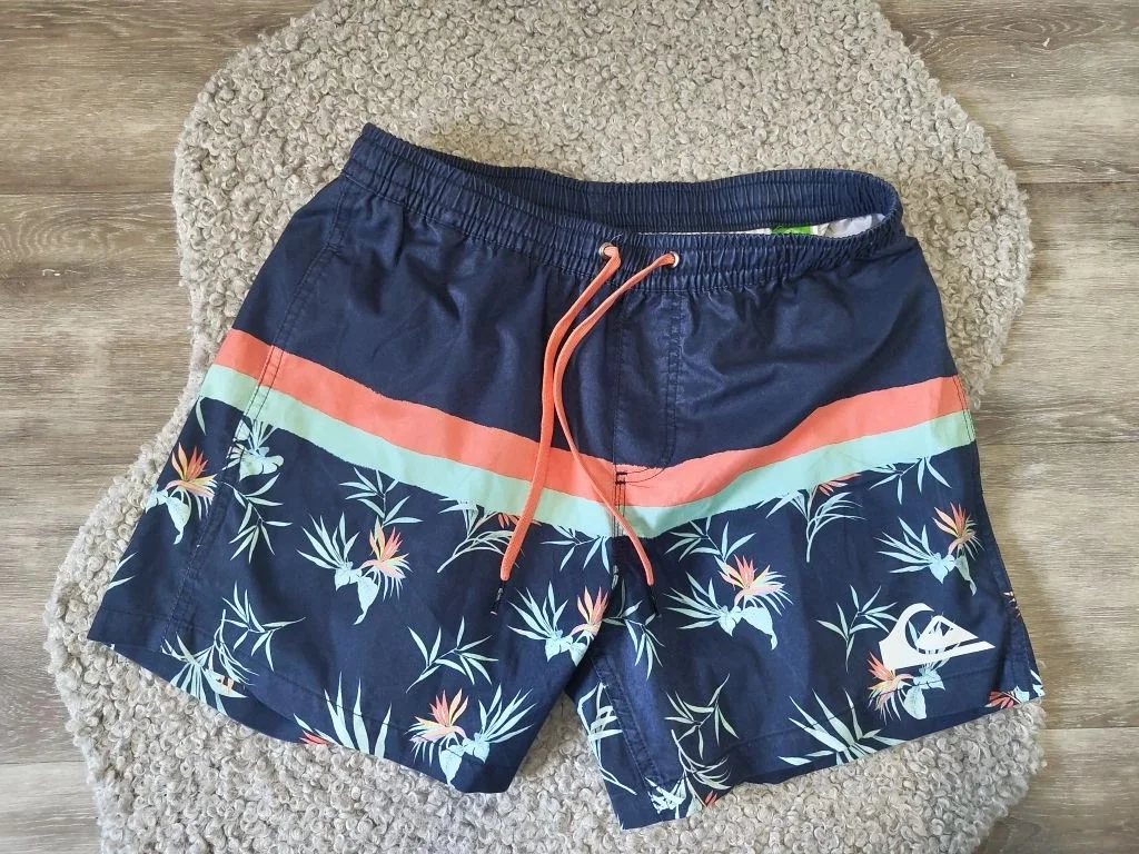 Плавательные шорты Quiksilver Classy Floral Block Volley 15 - миниатюра 4