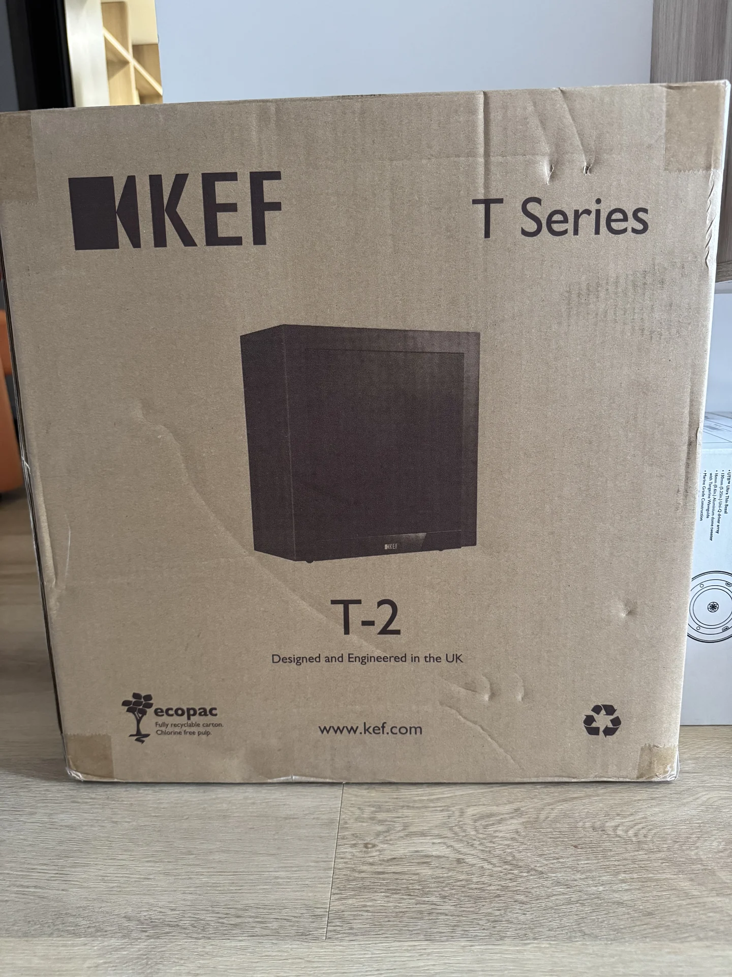 Сабвуфер KEF T2 subwoofer EU black - миниатюра 3