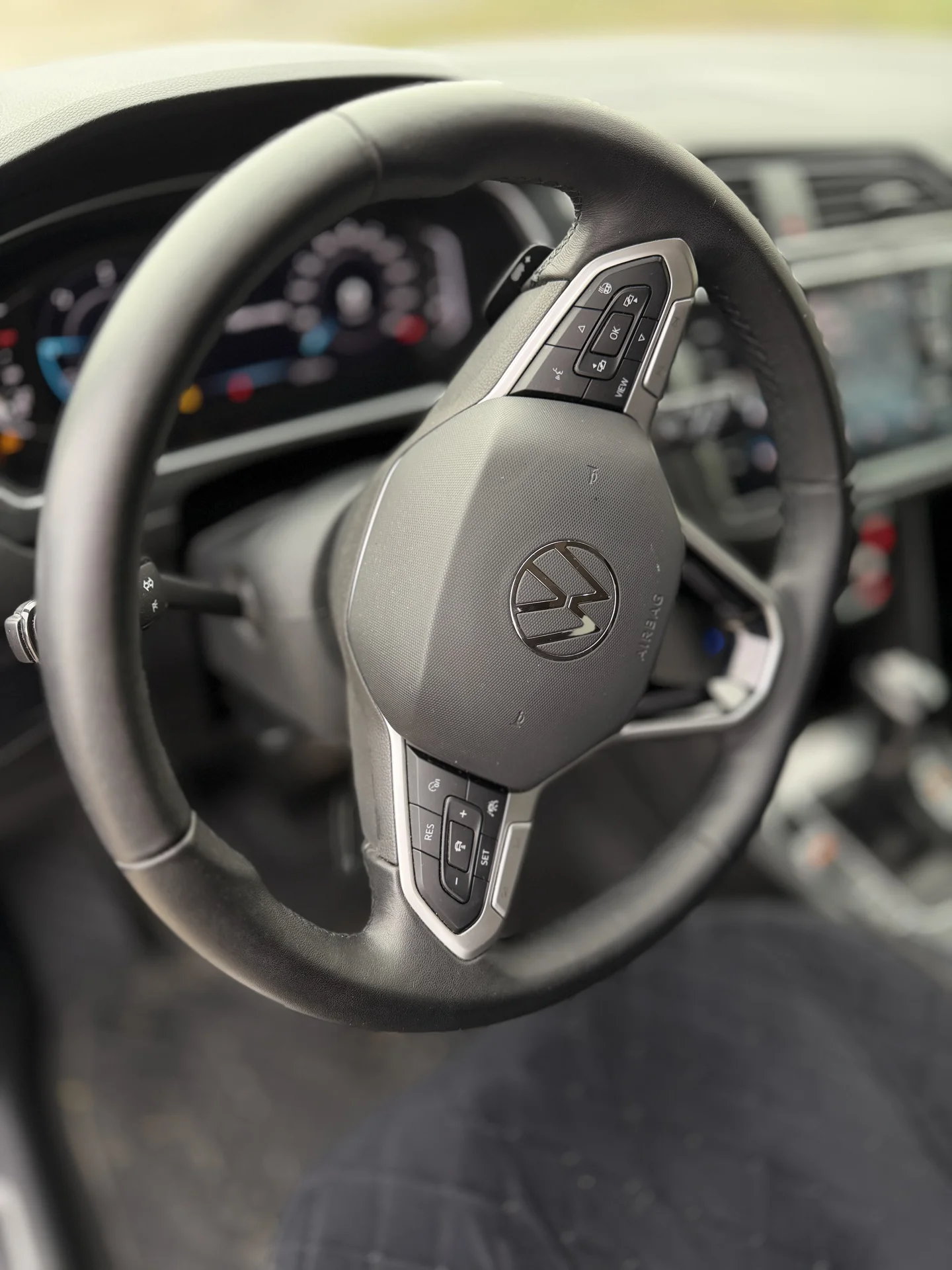 Volkswagen Tiguan - миниатюра 9