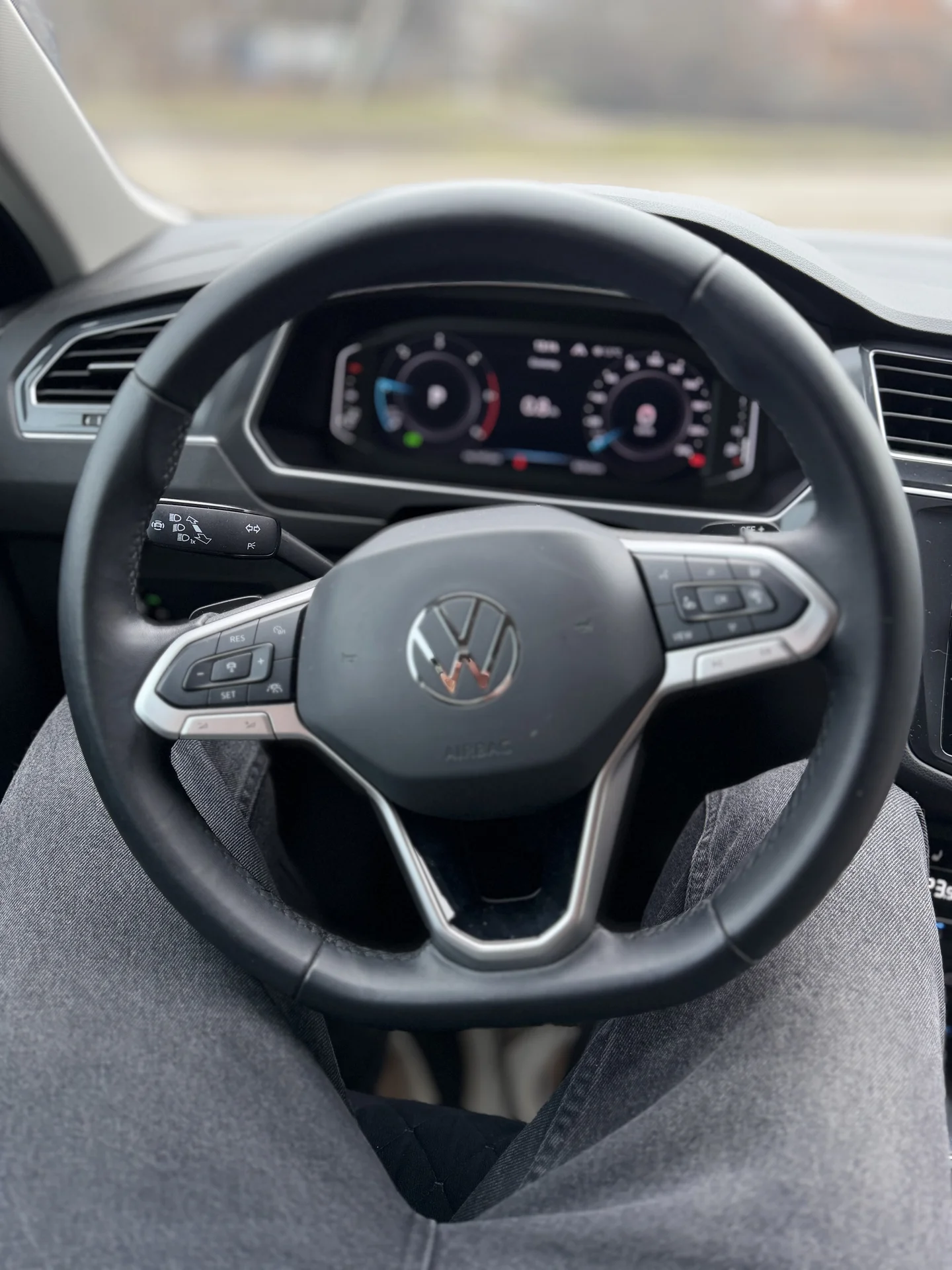 Volkswagen Tiguan - миниатюра 10