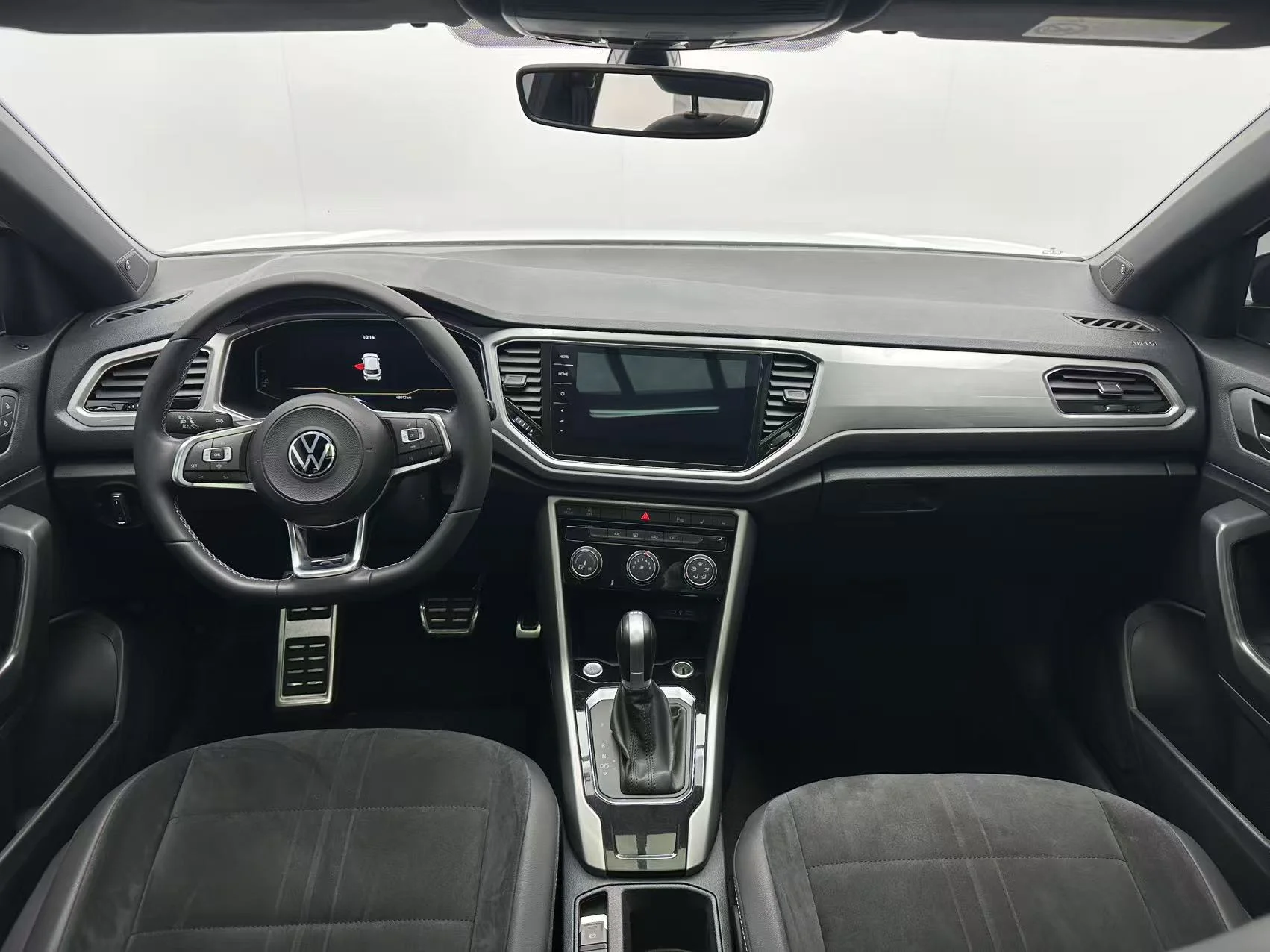 Volkswagen T-ROC 2022 R-Line Pro PLUS - миниатюра 7
