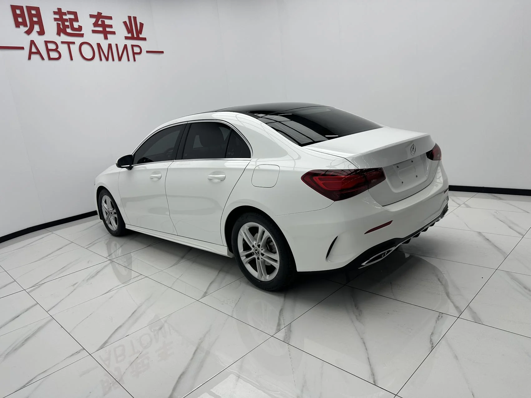 Mercedes-Benz A-класс 2023 - миниатюра 4