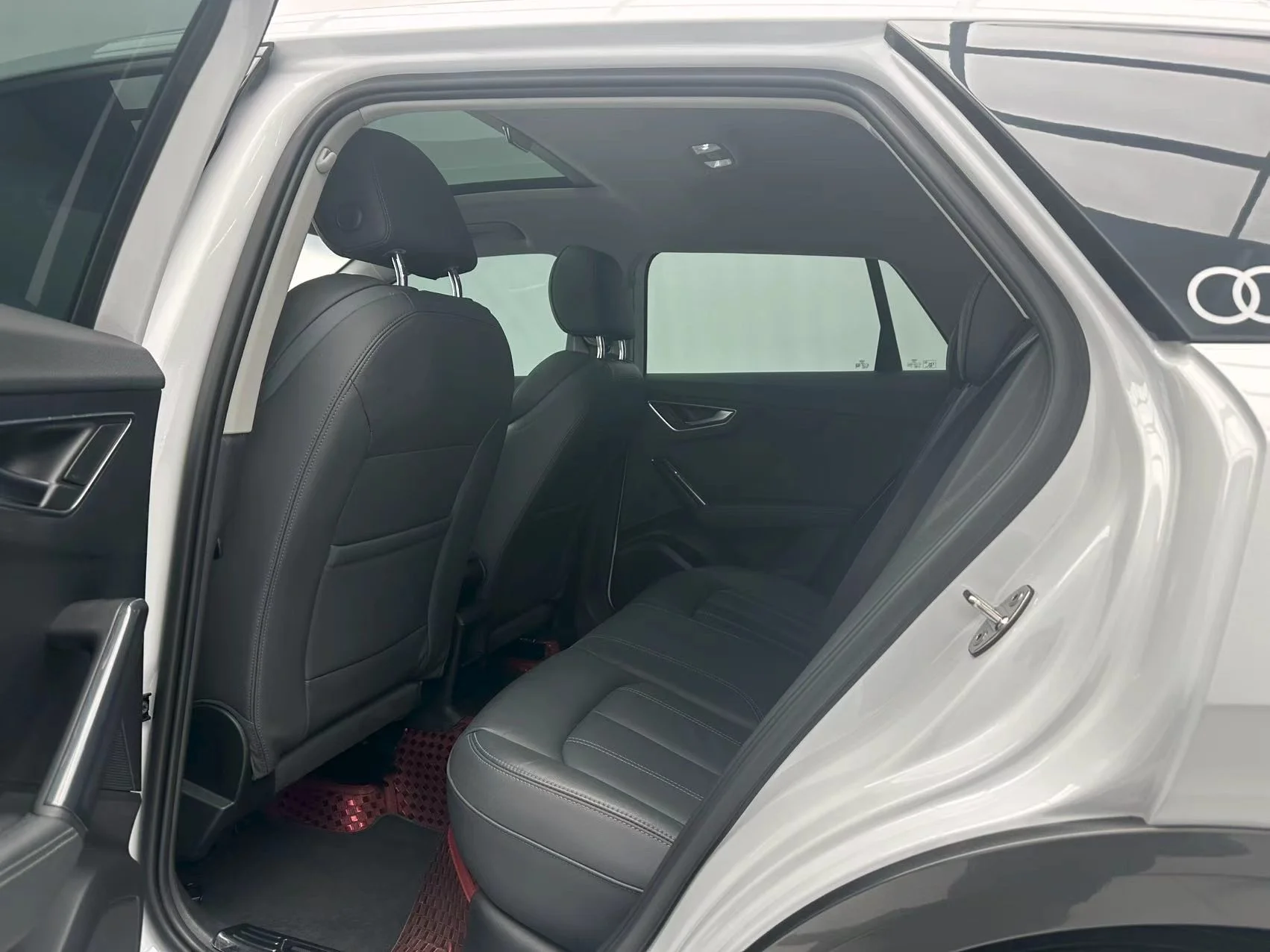 Audi Q2L 2023 г - миниатюра 9