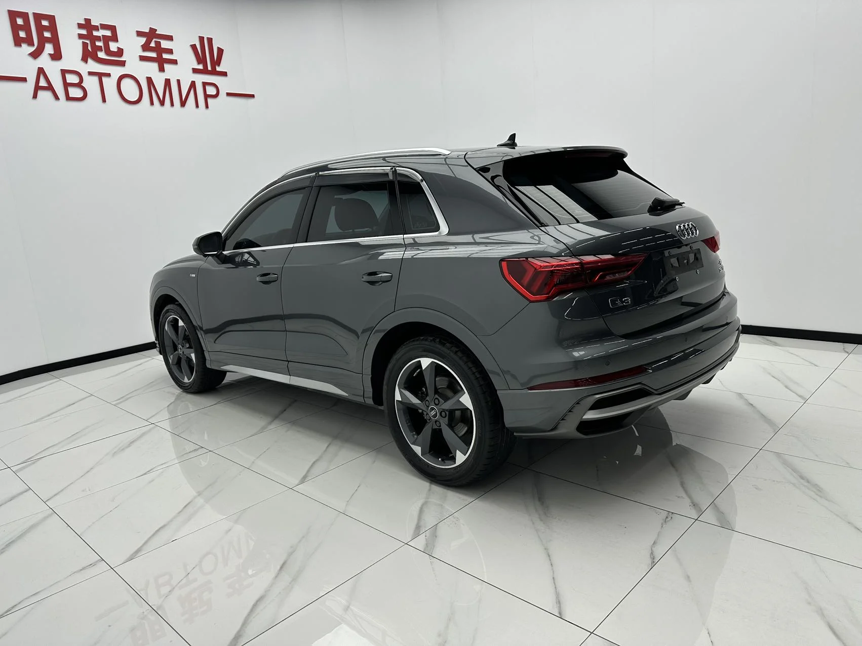 Audi Q3 2022, Sport Design - миниатюра 4