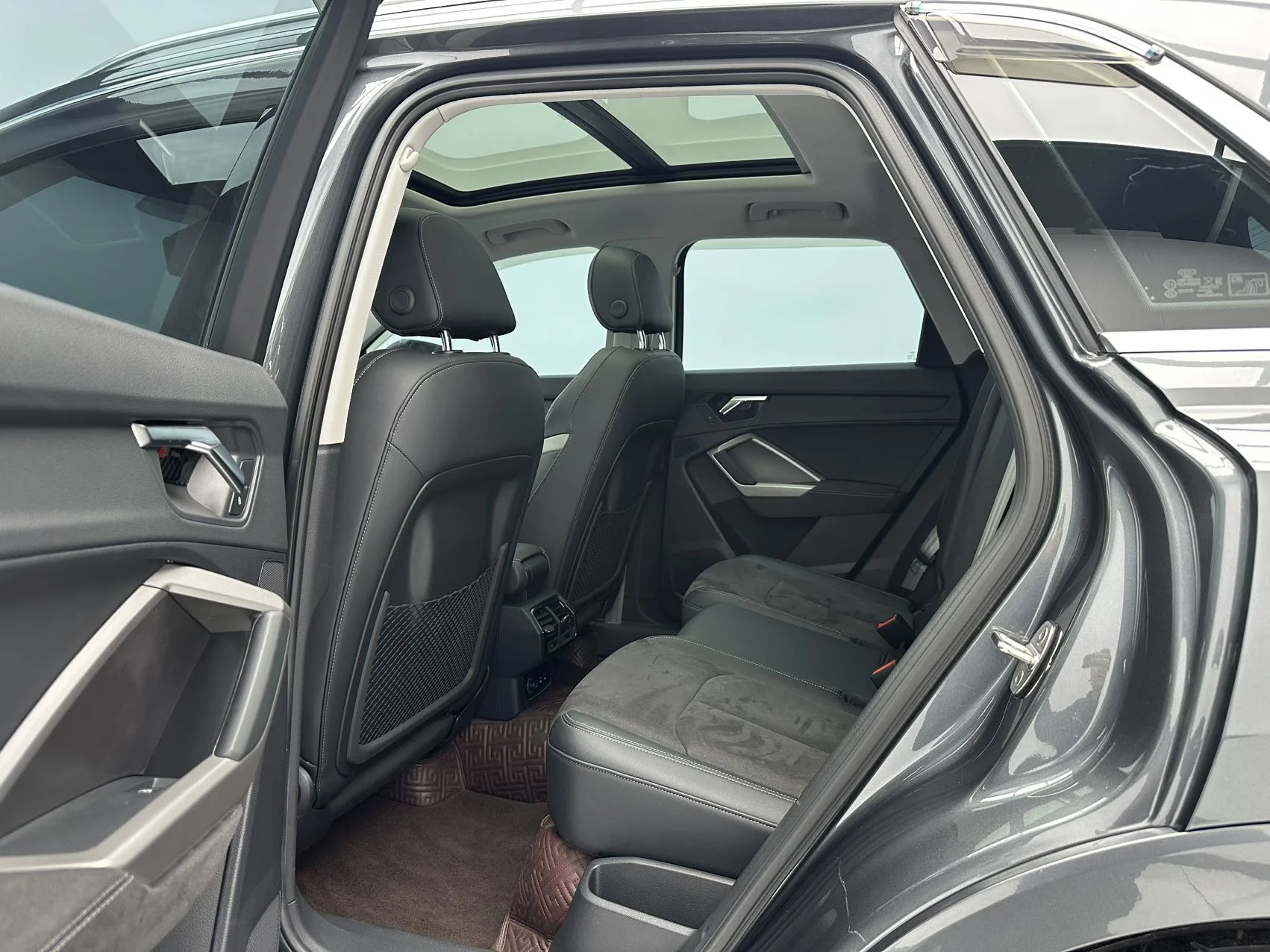 Audi Q3 2022, Sport Design - миниатюра 9