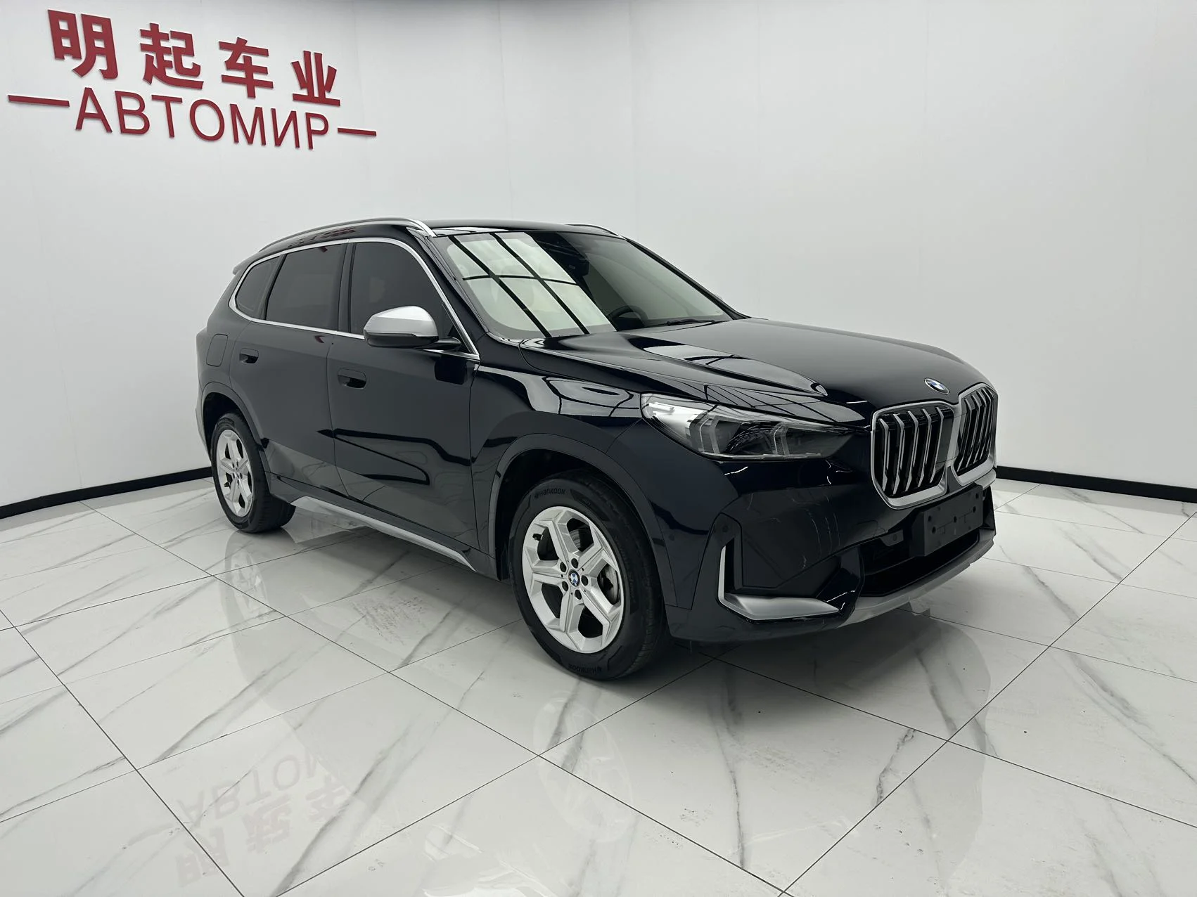 BMW X1 2023 - миниатюра 2
