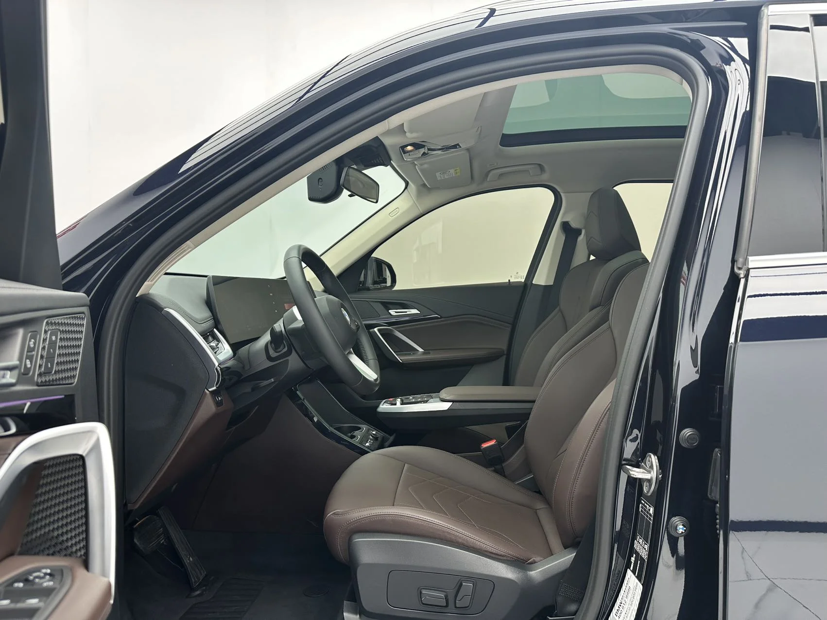 BMW X1 2023 - миниатюра 10