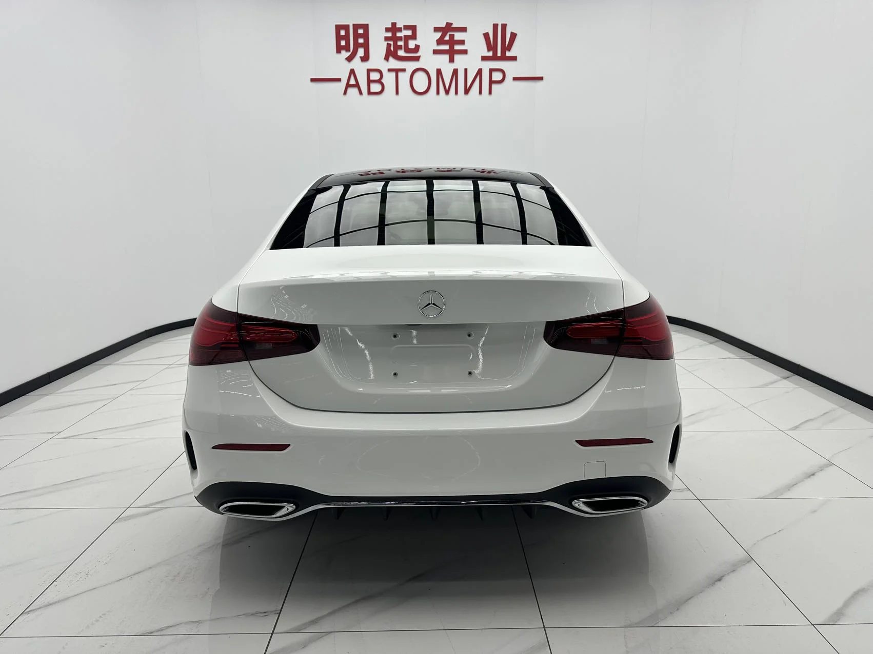Mercedes-Benz A-Class A 180 L 2023 - миниатюра 6