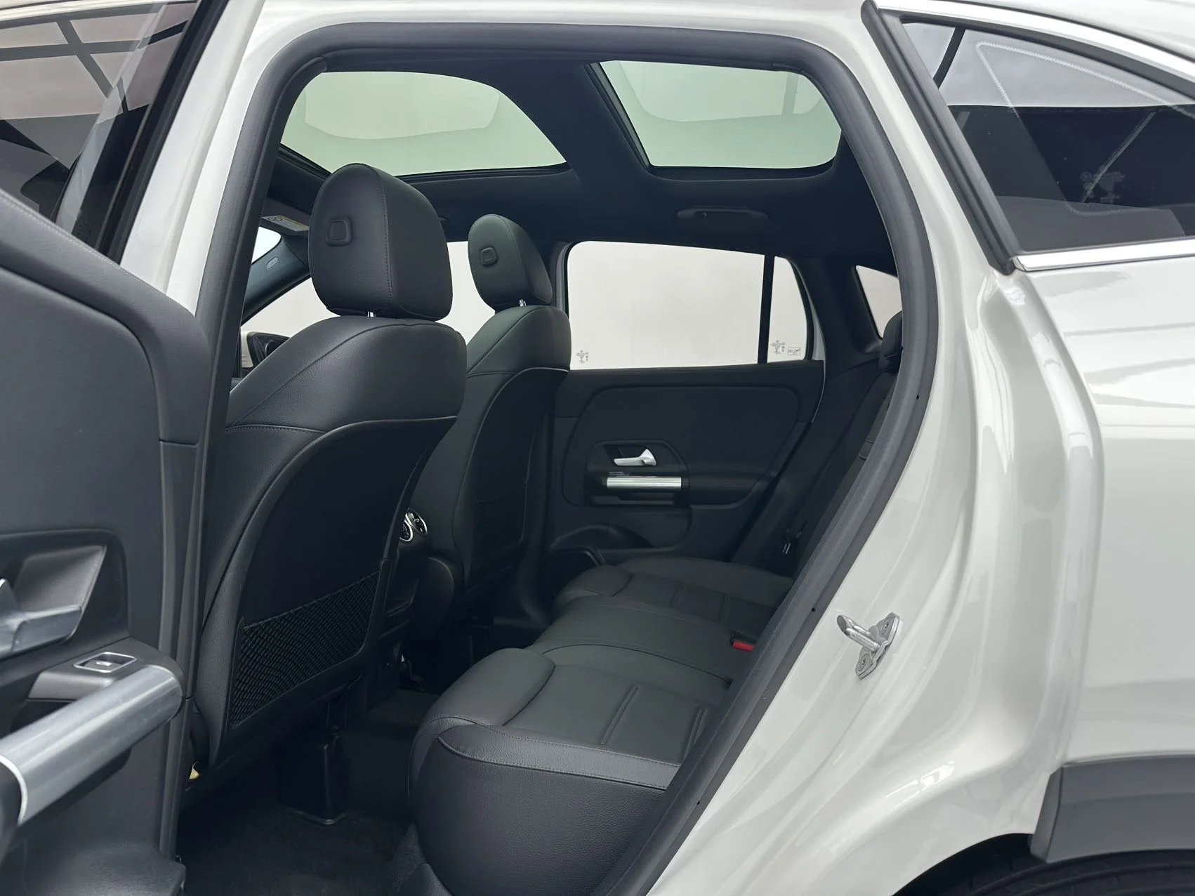 Mercedes-Benz GLA A 180, 2022 г. - миниатюра 9