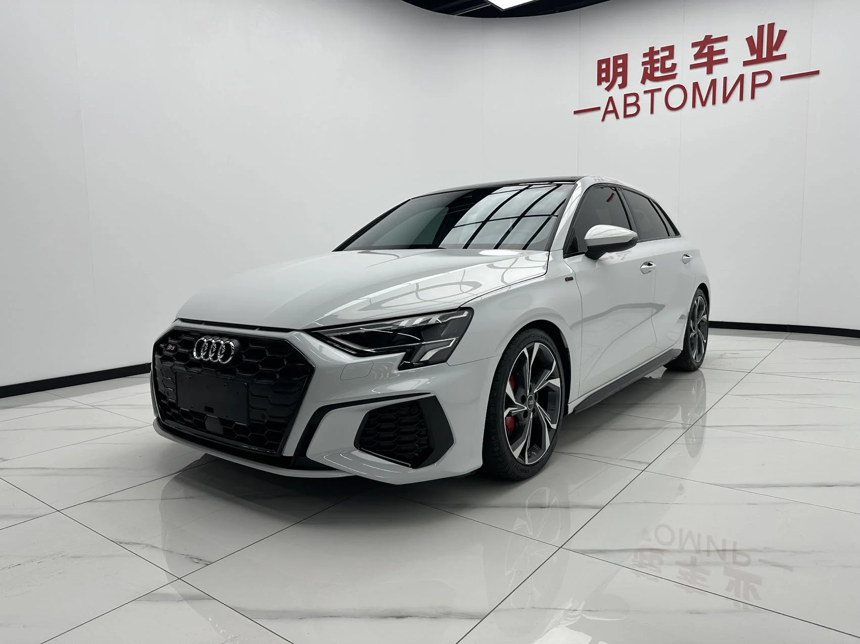Audi A3 2022, Sportback 35 TFSI - миниатюра 3