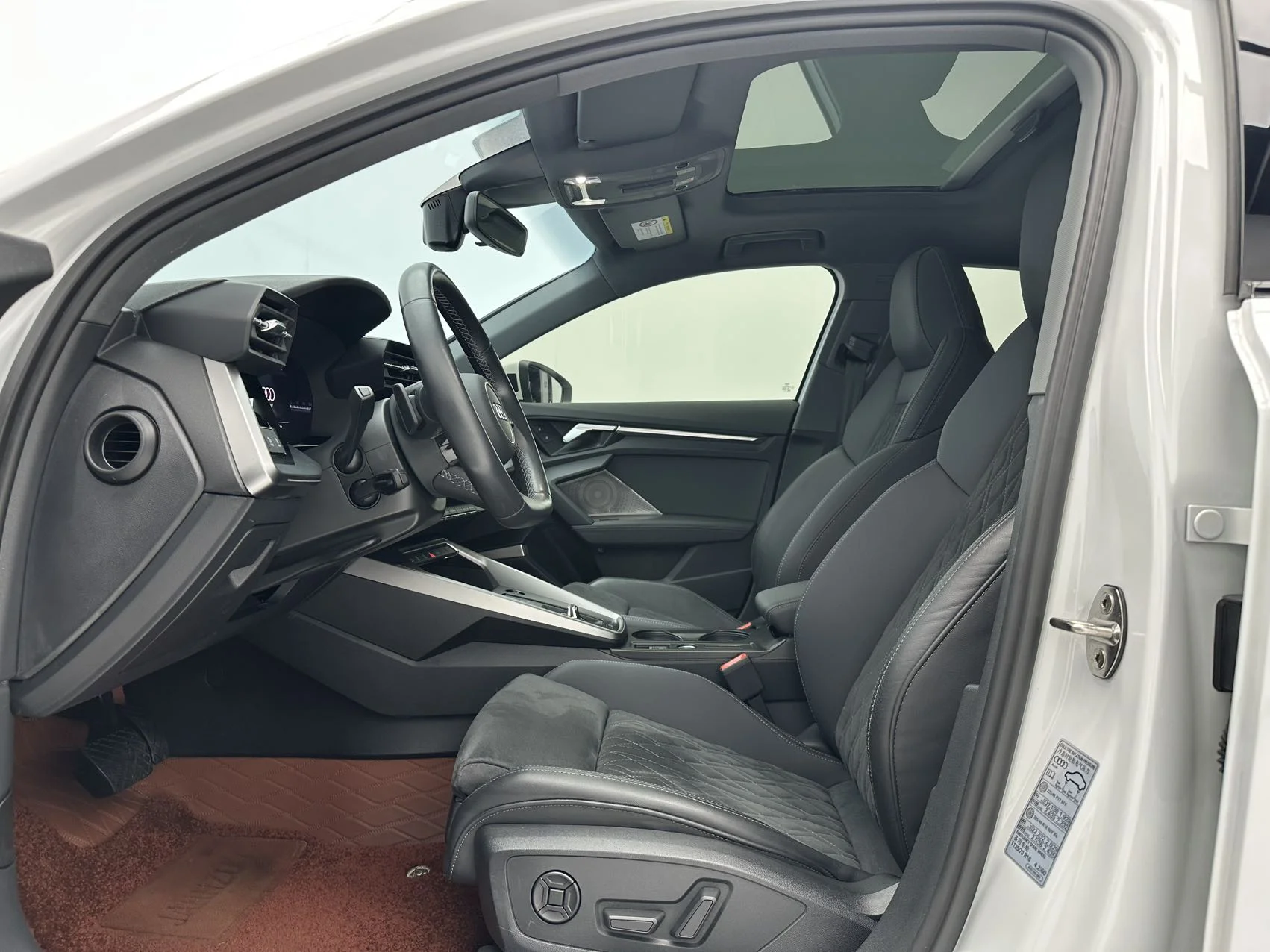Audi A3 2022, Sportback 35 TFSI - миниатюра 10