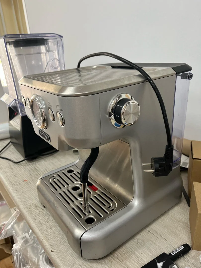 Кофеварка рожковая VIATTO VA-CM8988PRO БУ. - миниатюра 2