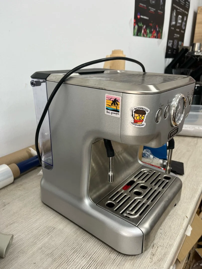 Кофеварка рожковая VIATTO VA-CM8988PRO БУ. - миниатюра 3