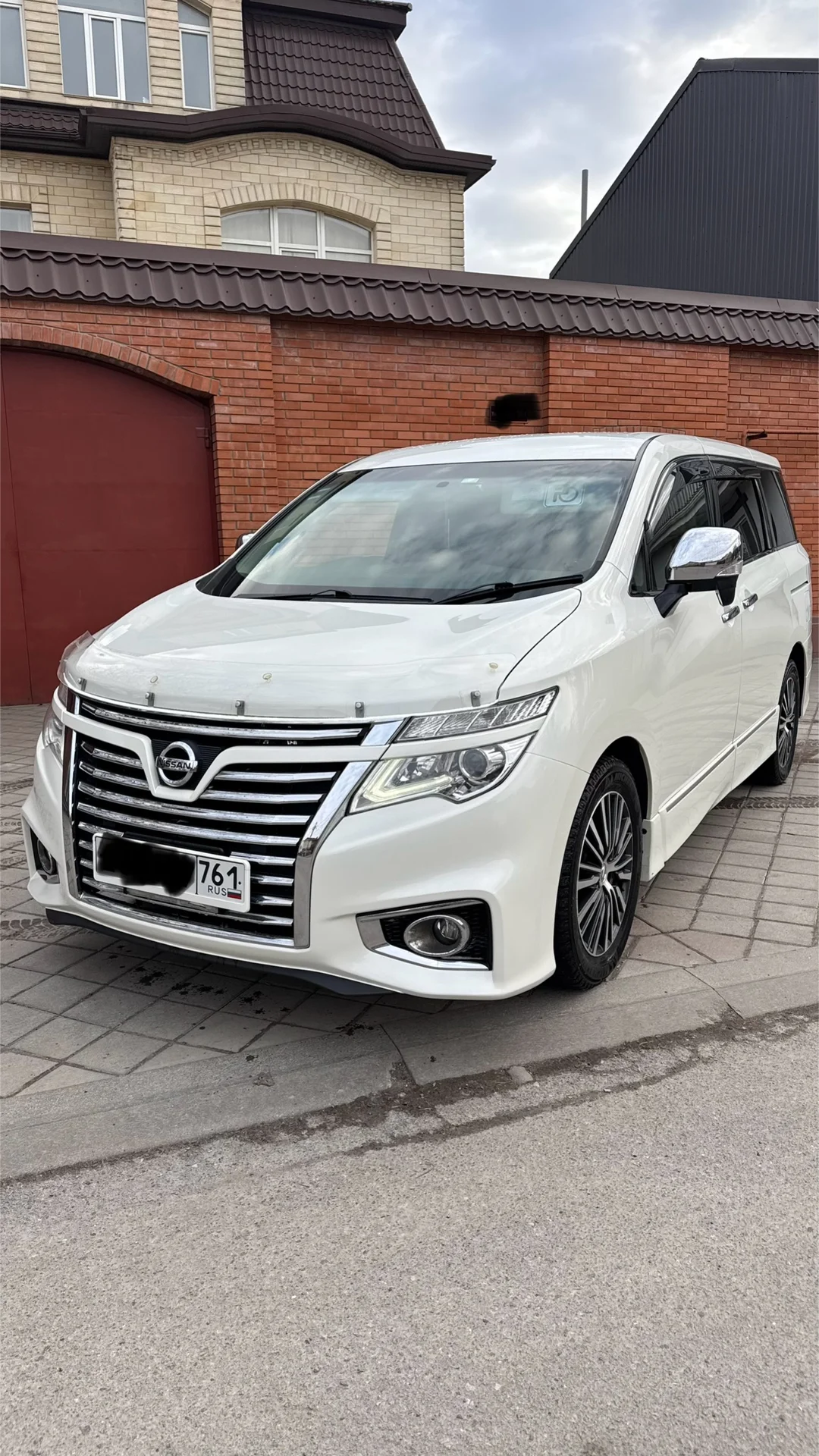 Продаю Nissan Elgrand 2016 - изображение 1