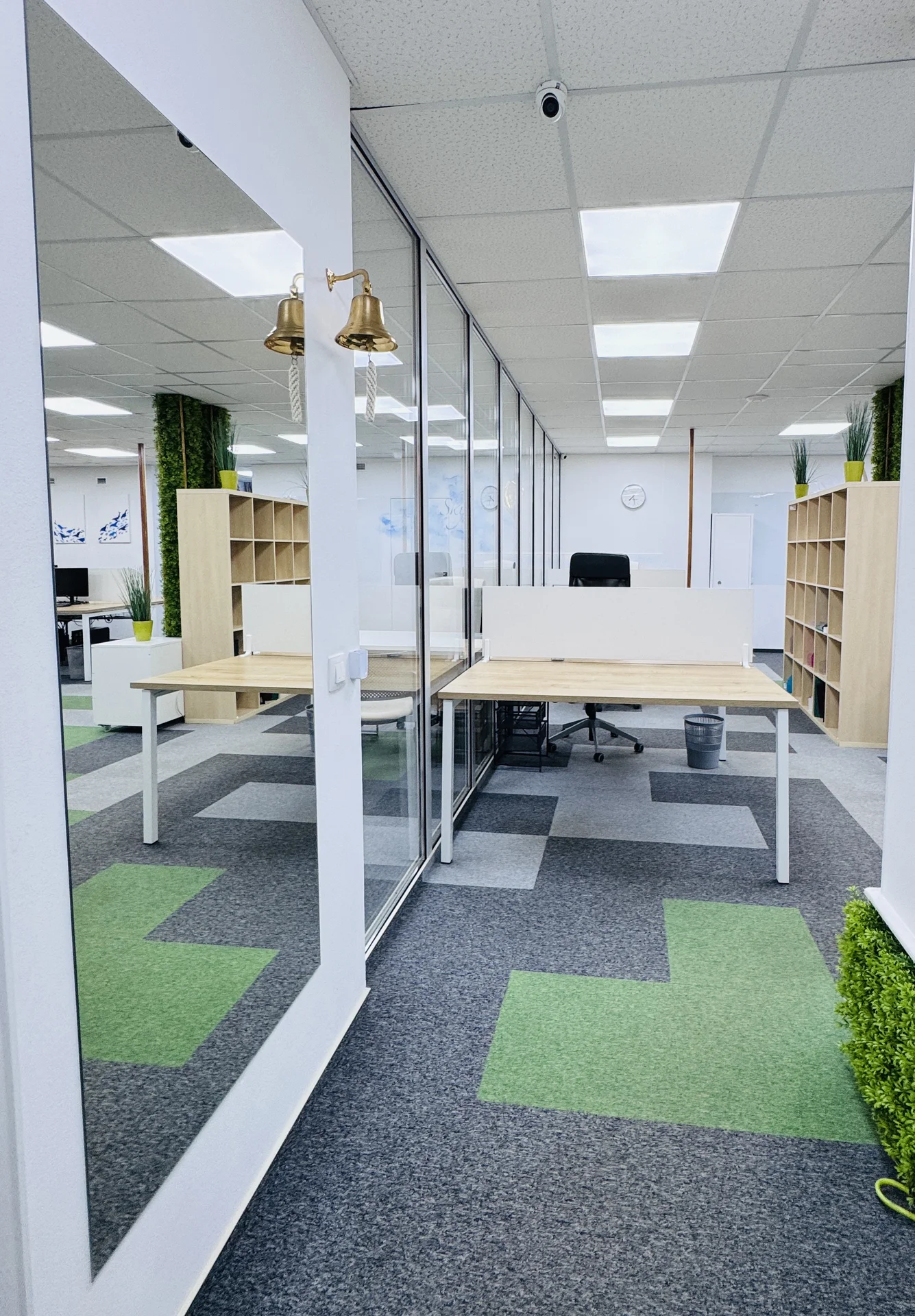 Современный офис OpenSpace, в стиле Яндекса и Авит - миниатюра 19