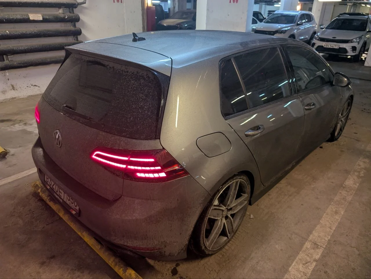 Volkswagen Golf R VII - миниатюра 7