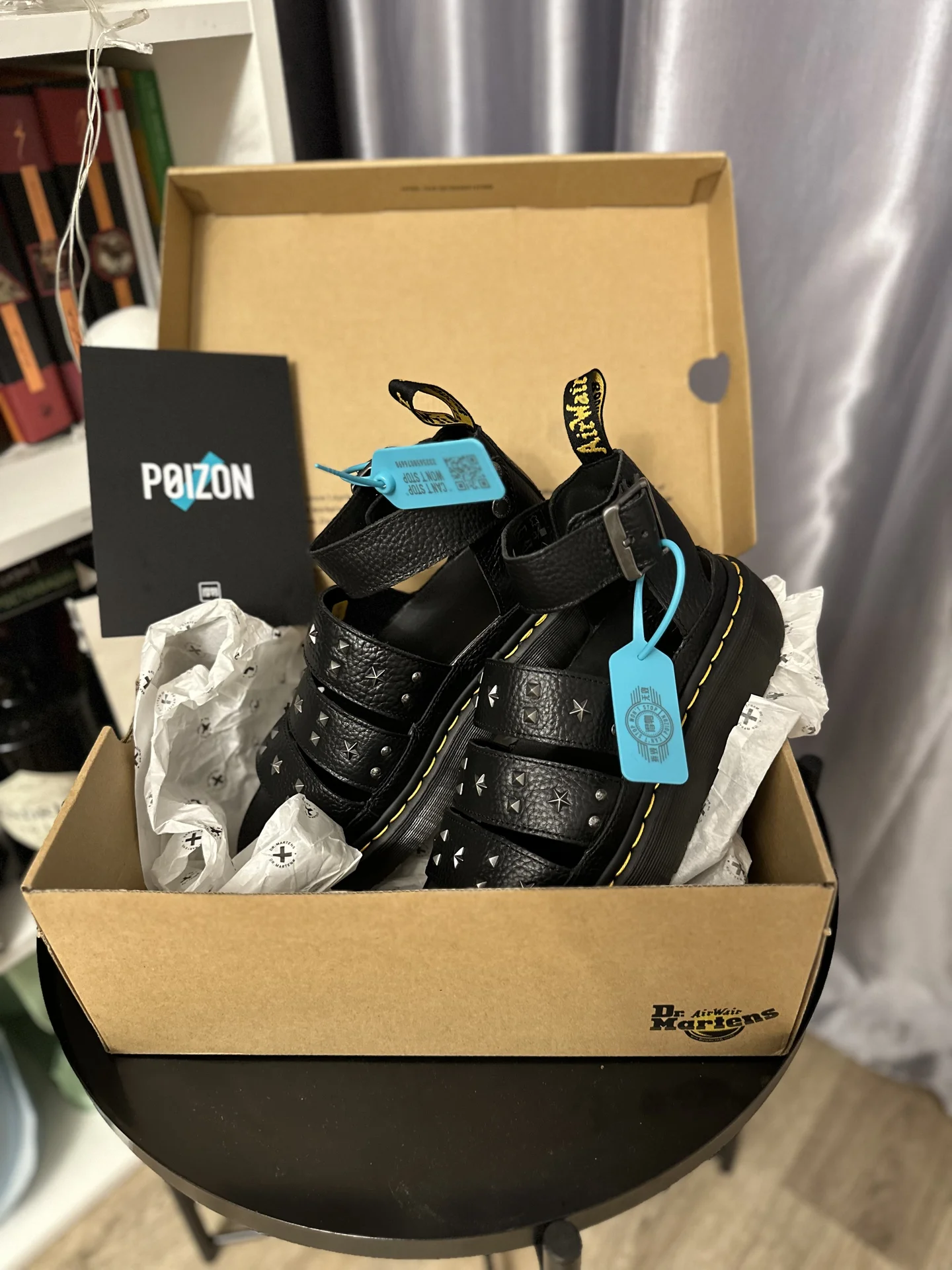 Сандалии dr martens - изображение 1
