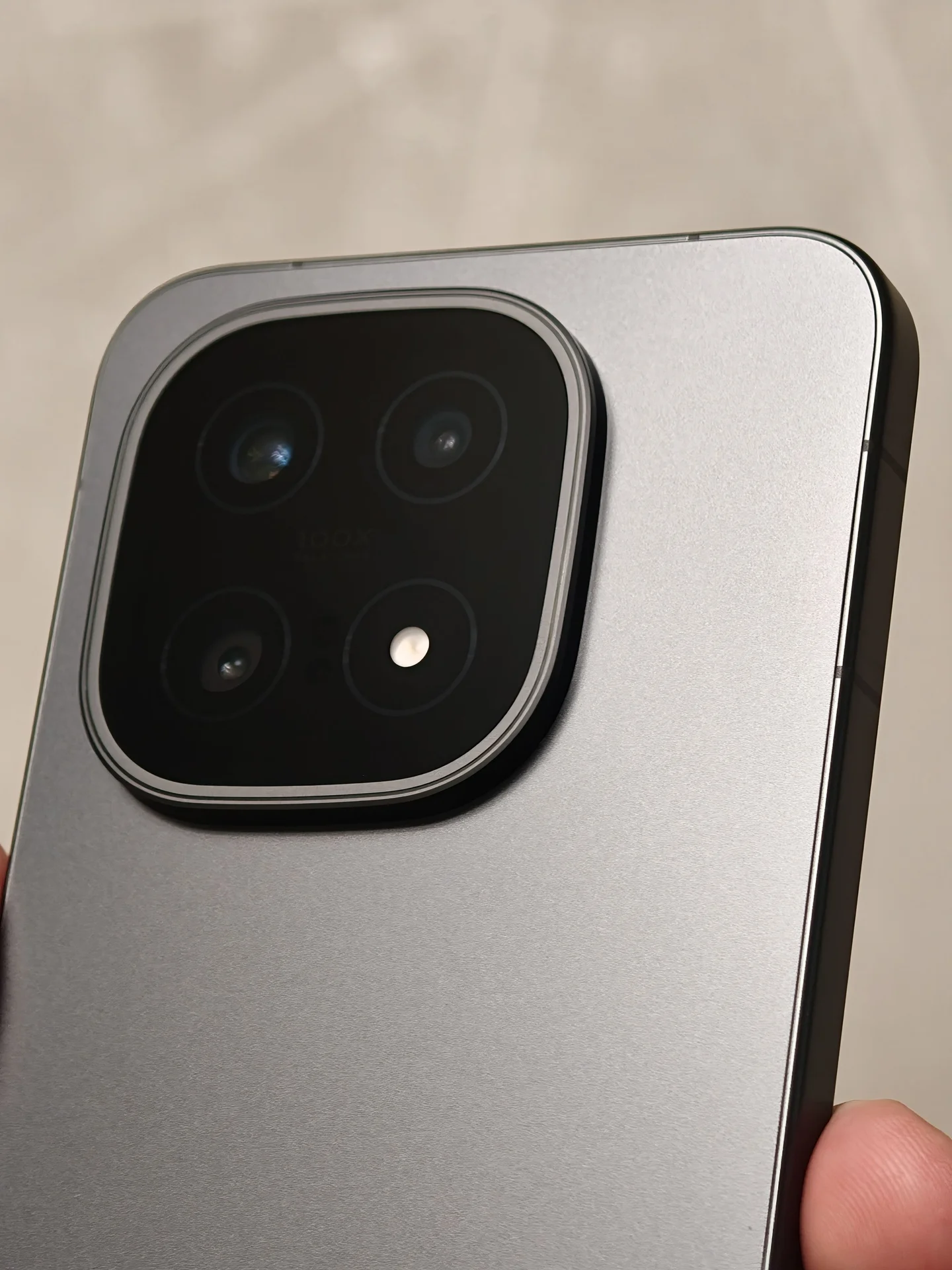 Vivo IQoo 15 16/512 Ростест, Чек, На гарантии. - миниатюра 7