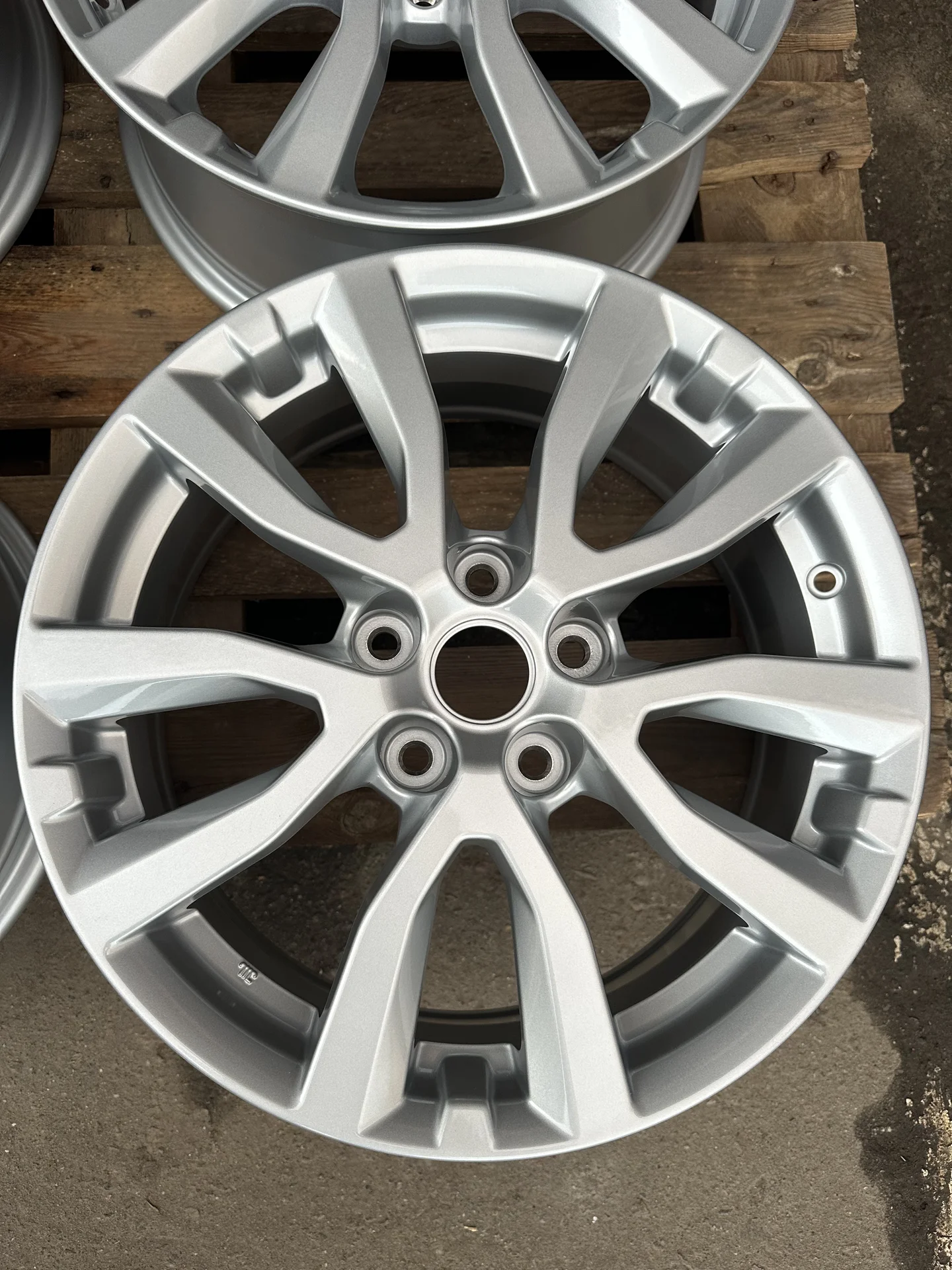 Диски новые литые 17’’ Nissan X trail T32 оригинал - миниатюра 3