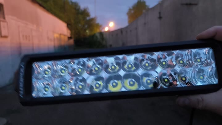 Светодиодная балка Aurora 100W на квадроцикл 34см - видео 9