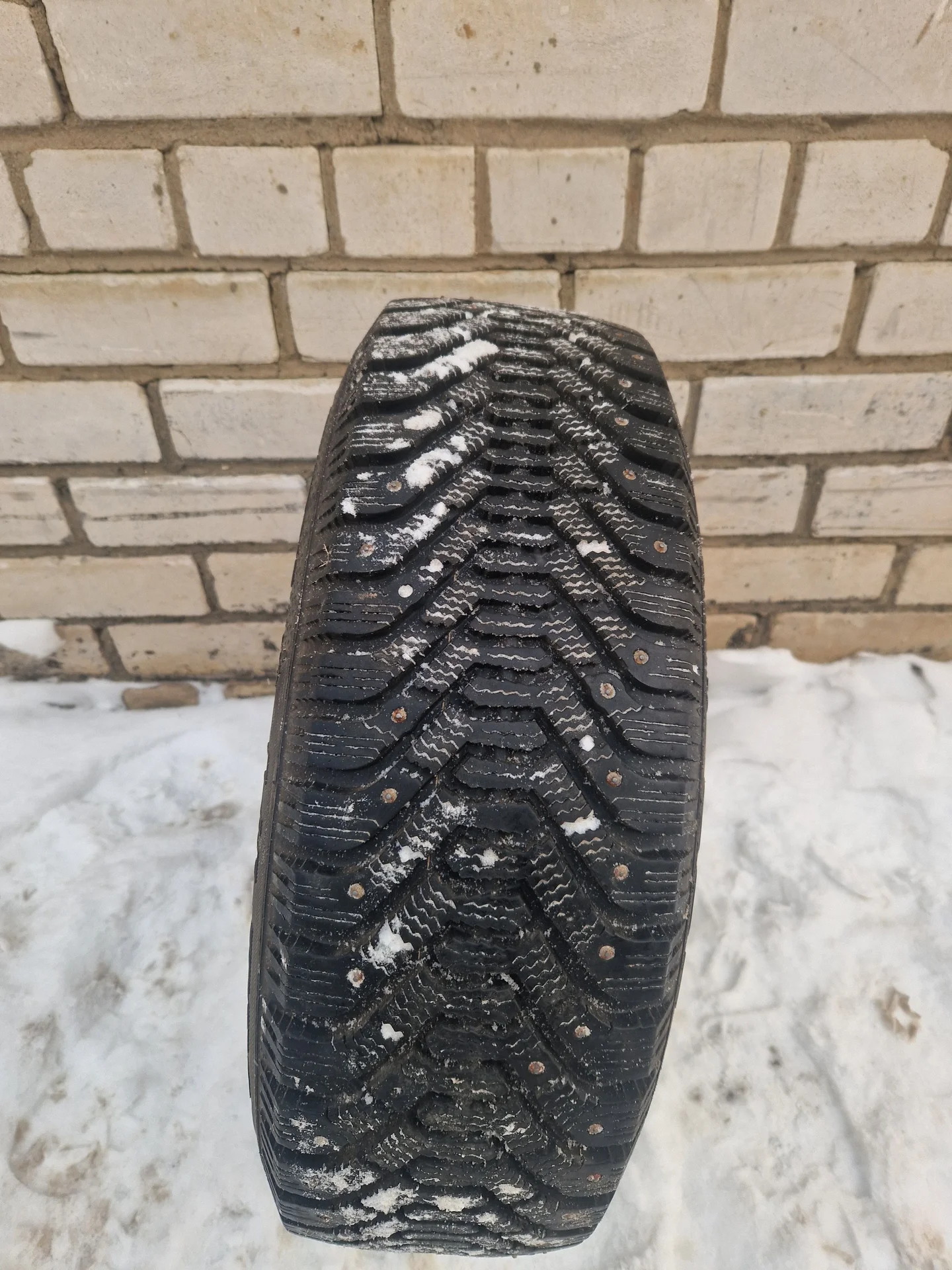 yokohama ice guard stud 175/70r14 - миниатюра 2