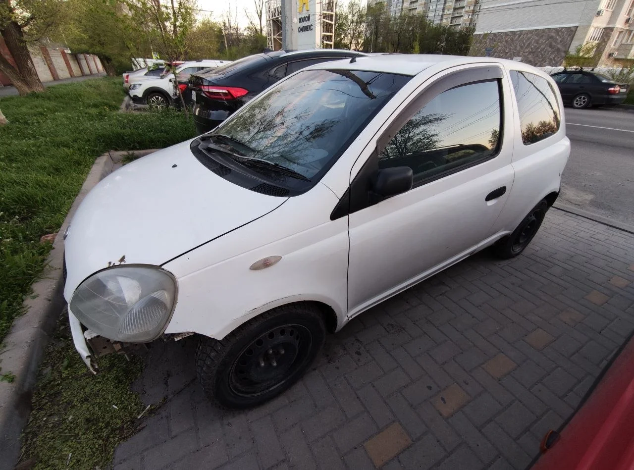 Продаю Toyota Vitz (малолитражка, хэтчбек) - миниатюра 2