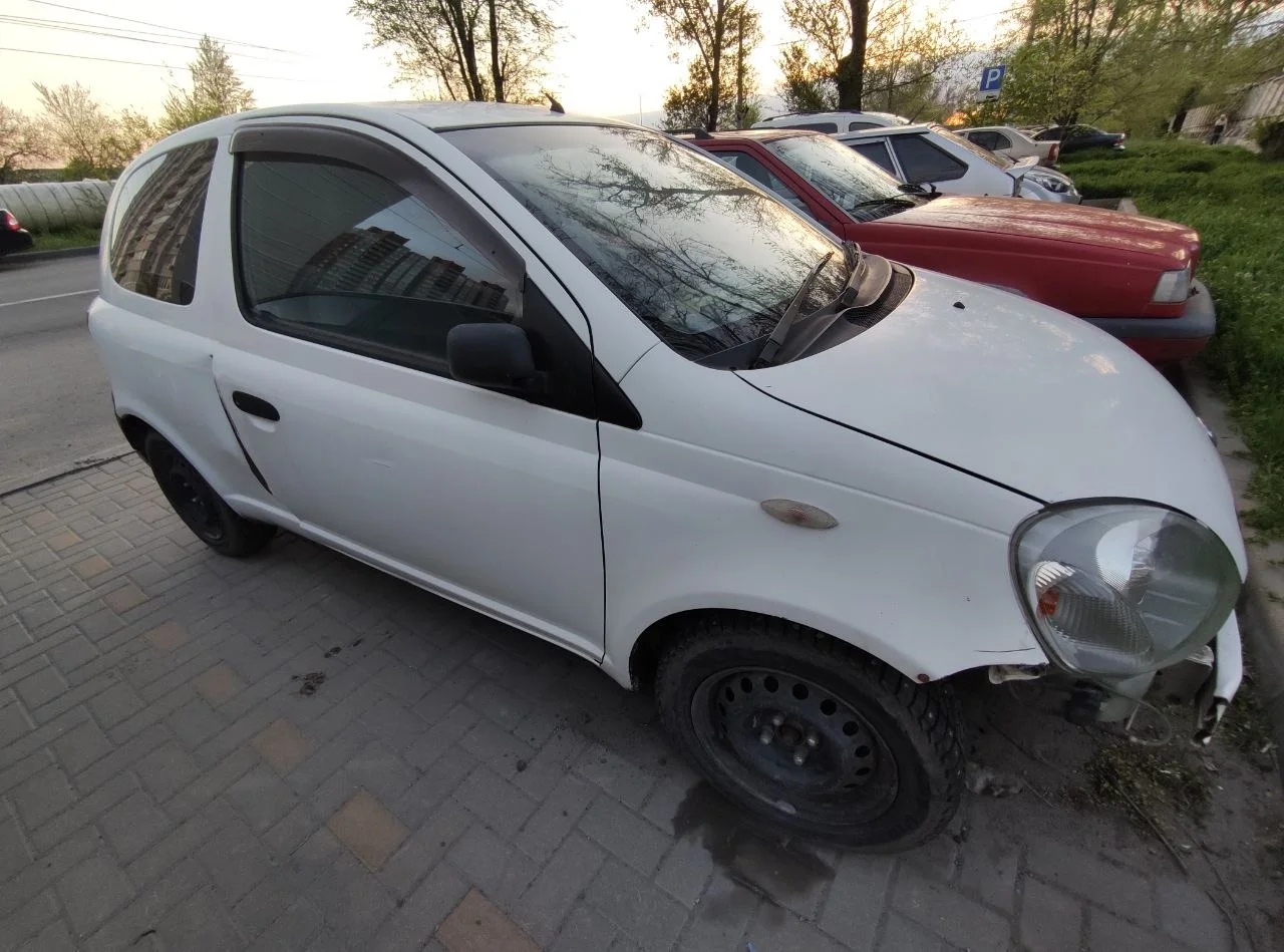 Продаю Toyota Vitz (малолитражка, хэтчбек) - миниатюра 5