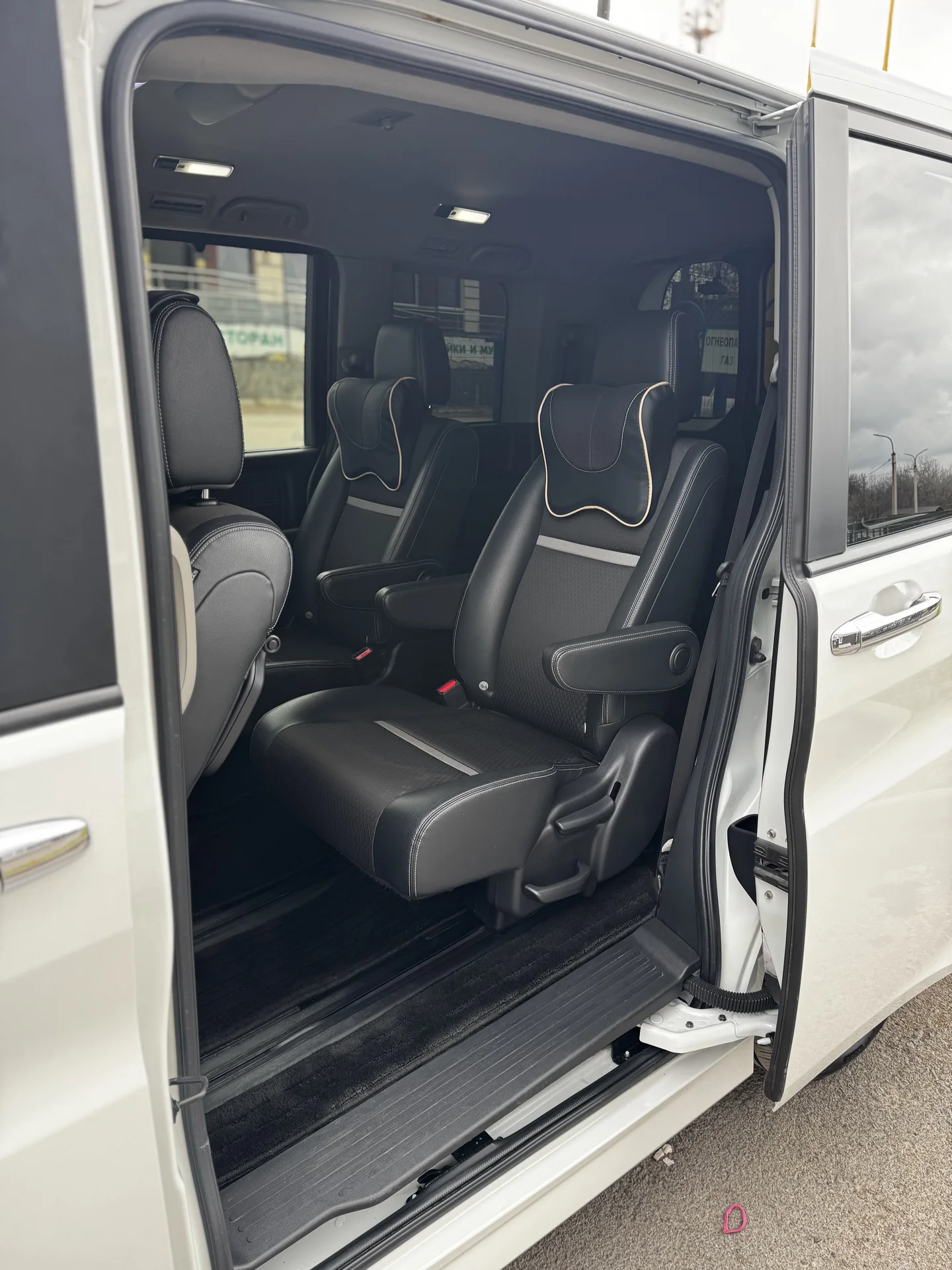 Honda stepwgn - миниатюра 10