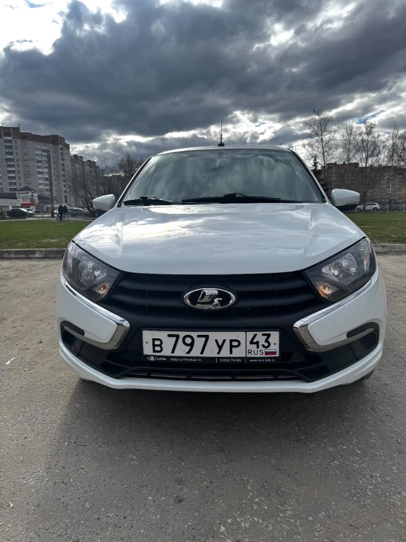 Продаю автомобиль - миниатюра 2