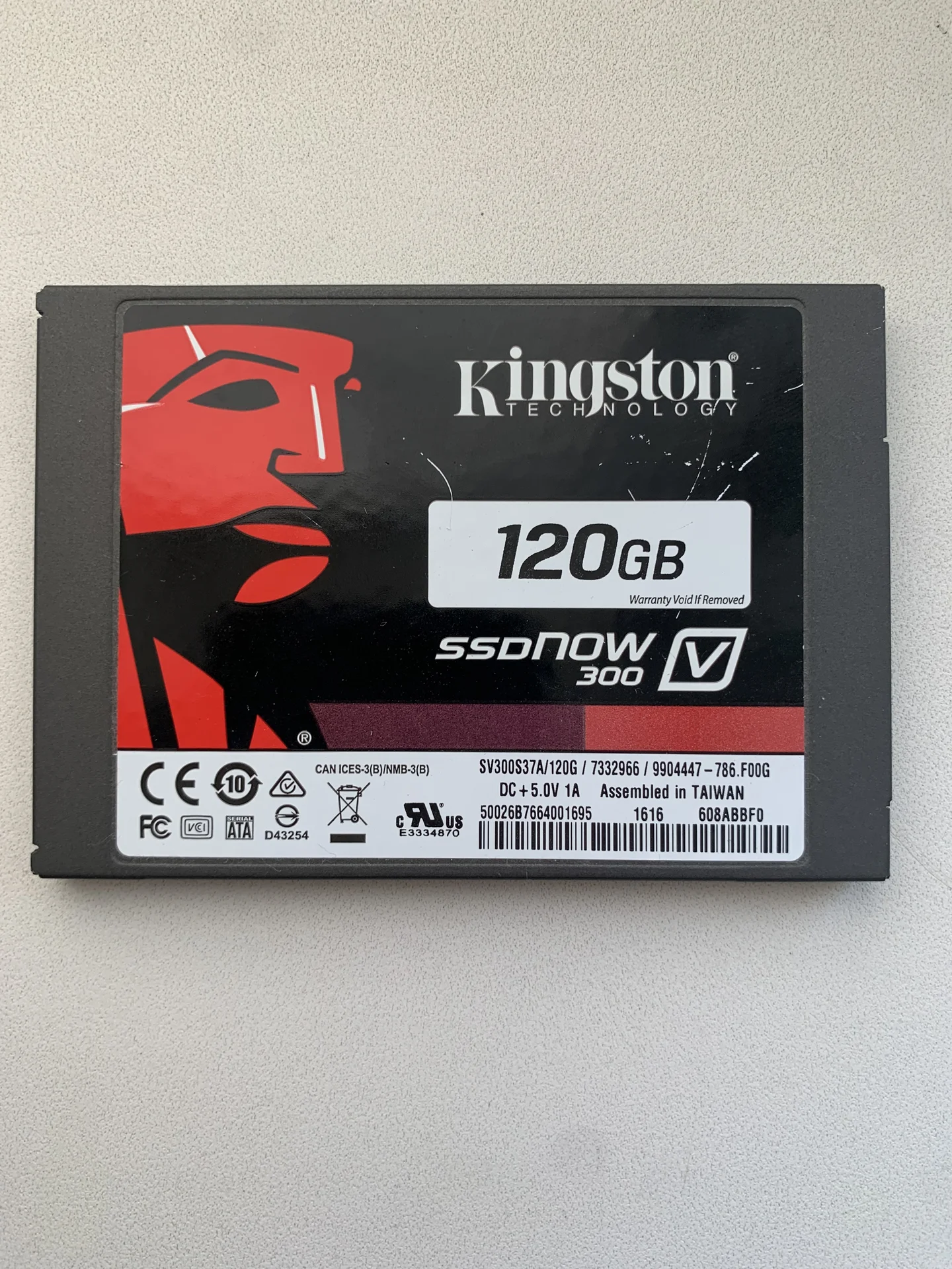 Жесткий диск ssd kingston 120gb - изображение 1