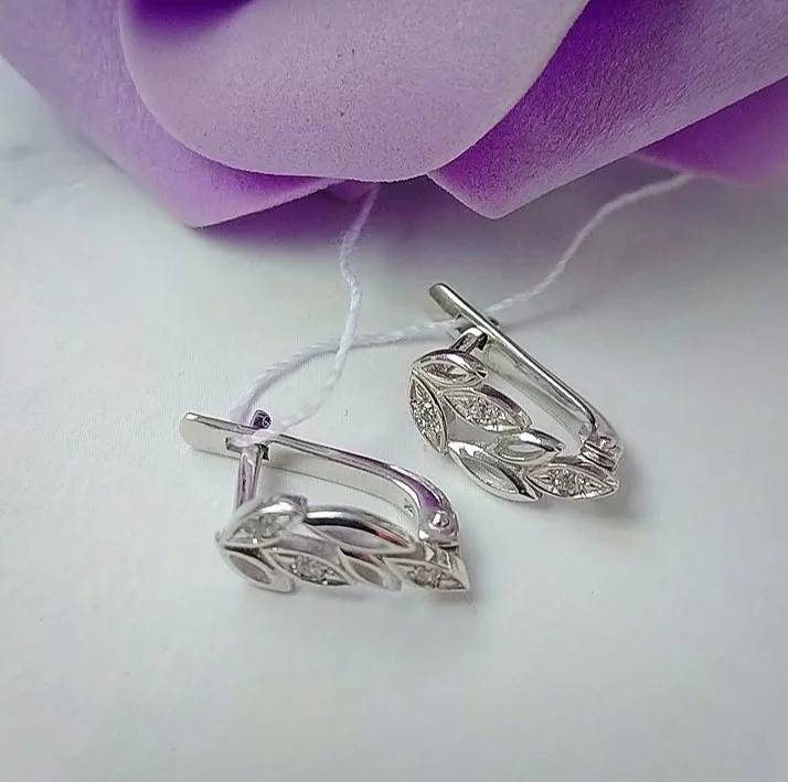 Серебряные серьги с фианитами - миниатюра 3