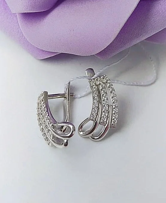 Серебряные серьги с фианитами - миниатюра 4