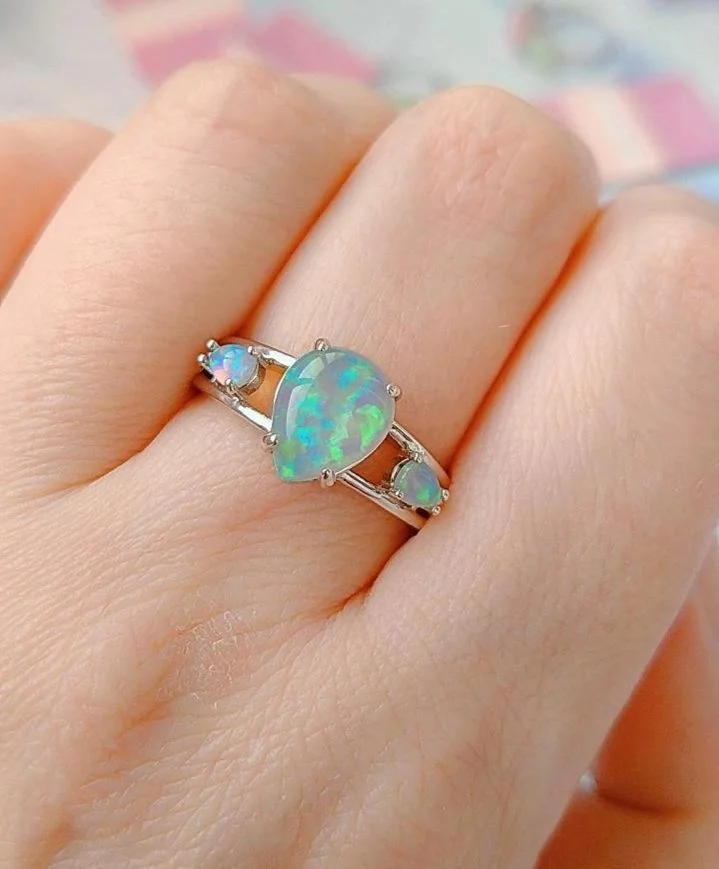 Серебряное кольцо с опалом - миниатюра 5