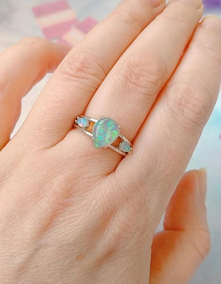 Серебряное кольцо с опалом - миниатюра 7