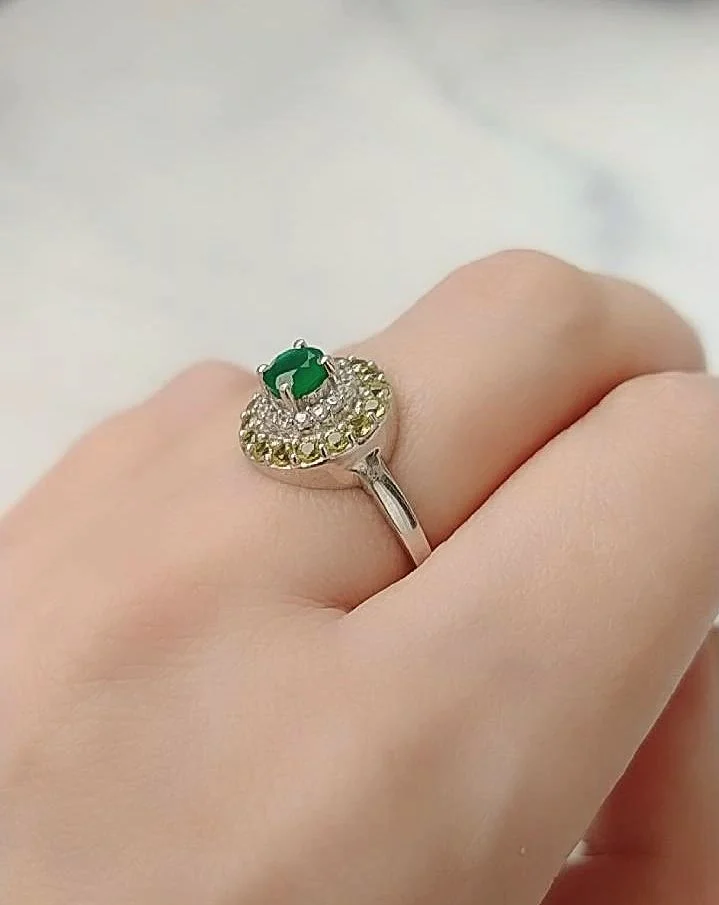 Серебряное кольцо с хризолитами - миниатюра 5
