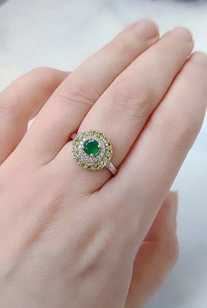 Серебряное кольцо с хризолитами - миниатюра 6