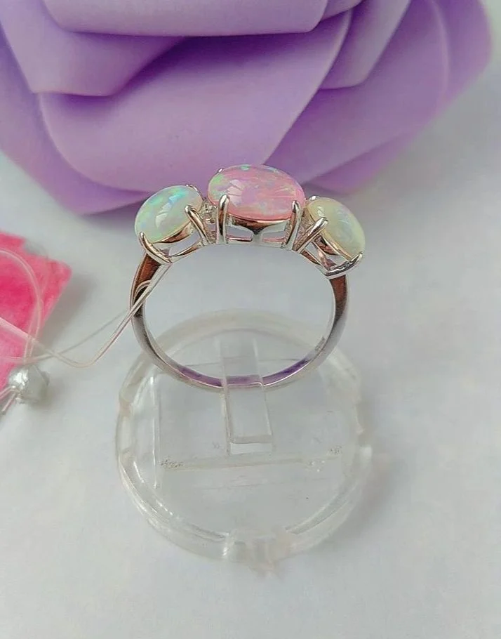 Серебряное кольцо с опалом - миниатюра 3