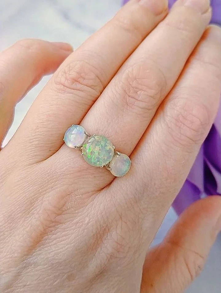 Серебряное кольцо с опалвми - миниатюра 7