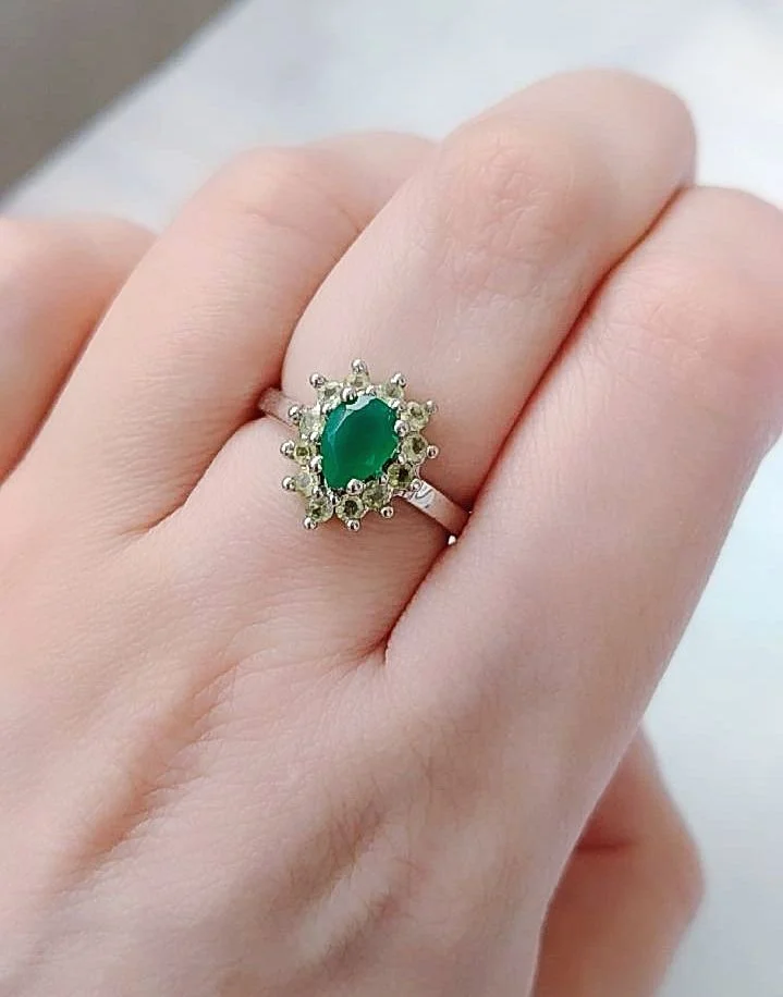 Серебряное кольцо с зелёным агатом и хризолитами - миниатюра 5