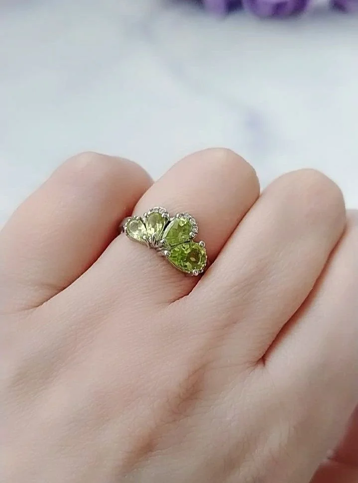 Серебряное кольцо с хризолитами - миниатюра 6