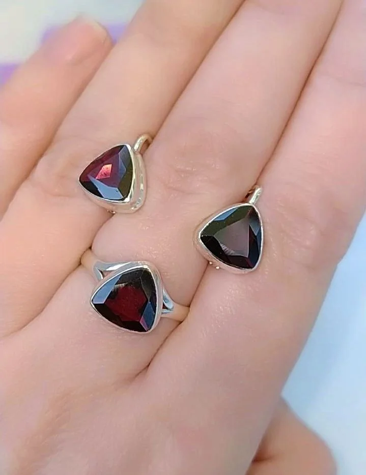 Серебряный комплект с гранатами - миниатюра 4