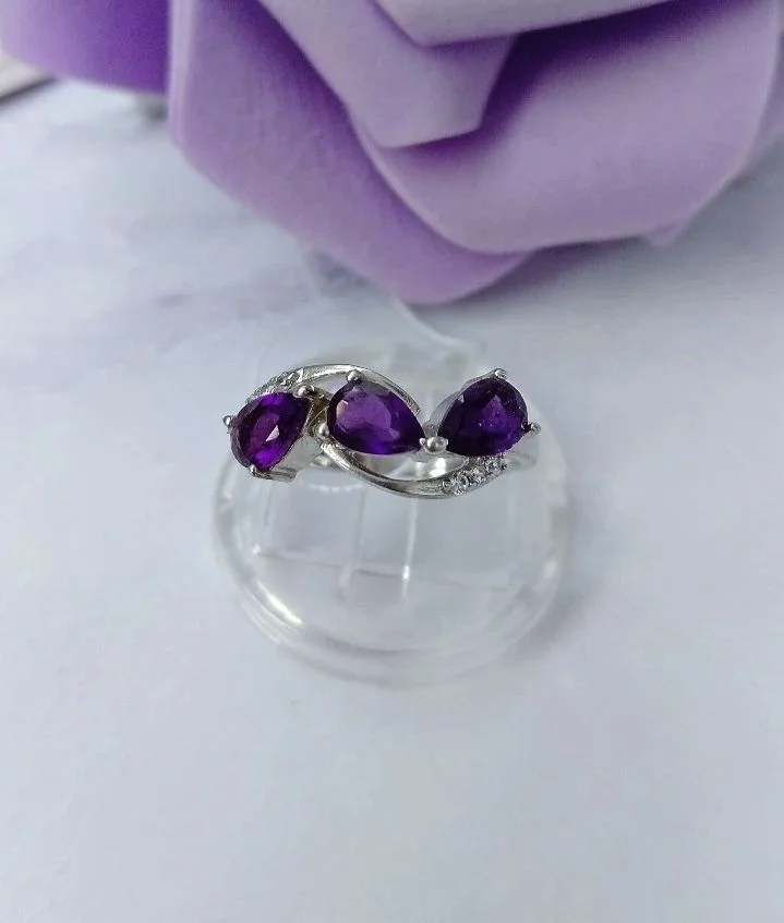 Серебряное кольцо с аметистами - изображение 1