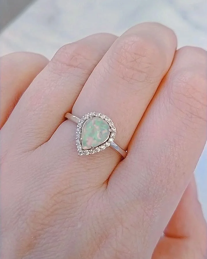 Серебряное кольцо с белым опалом - миниатюра 5