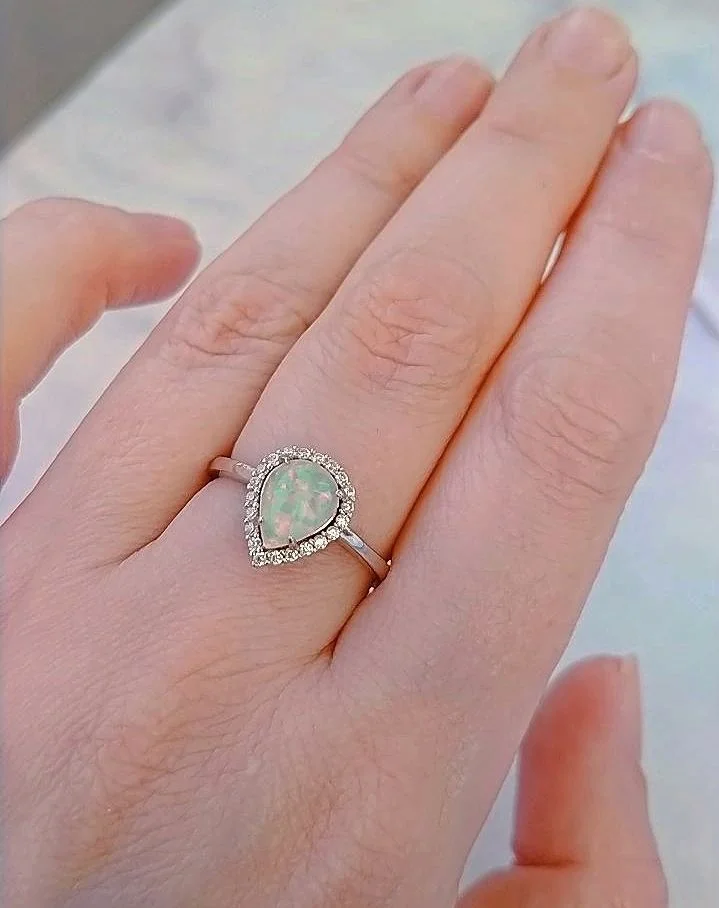 Серебряное кольцо с белым опалом - миниатюра 6