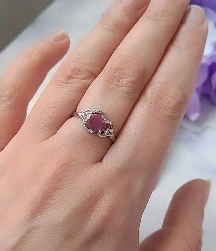 Серебряное кольцо с рубином, 17,5 размер - миниатюра 6